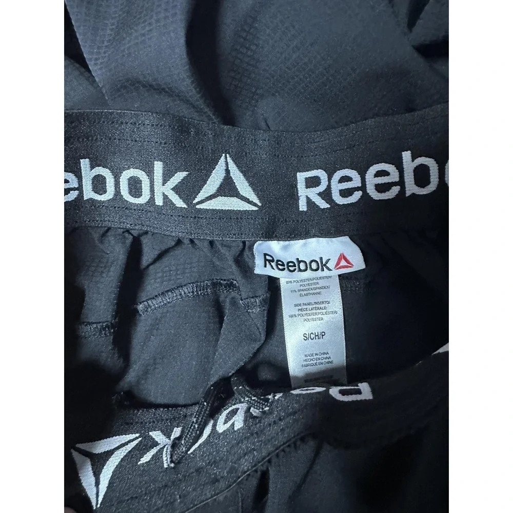 Reebok‎ Shorts Mens Small Black Running Split Hem Reflective Zip Pocket Liner